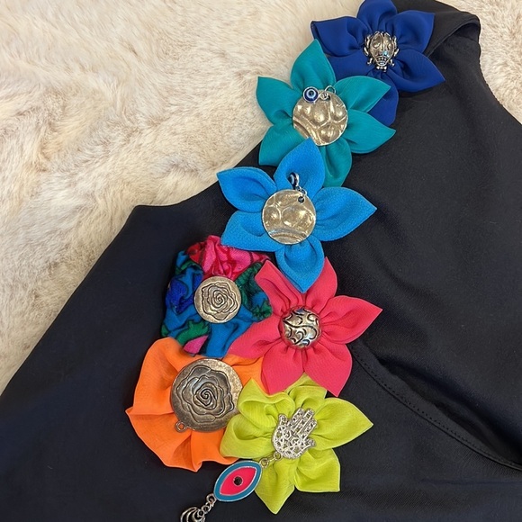 HANDMADE FLORAL TANK TOP - Picture 11 of 12